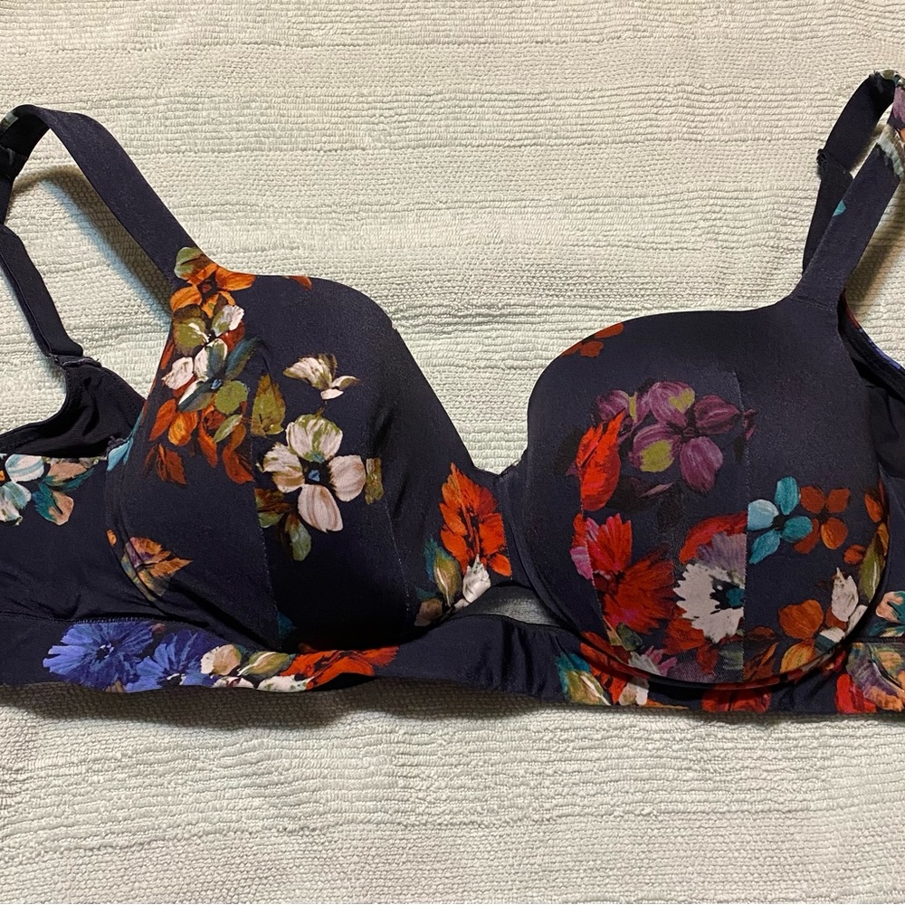 Cacique Lightly Lined 42c